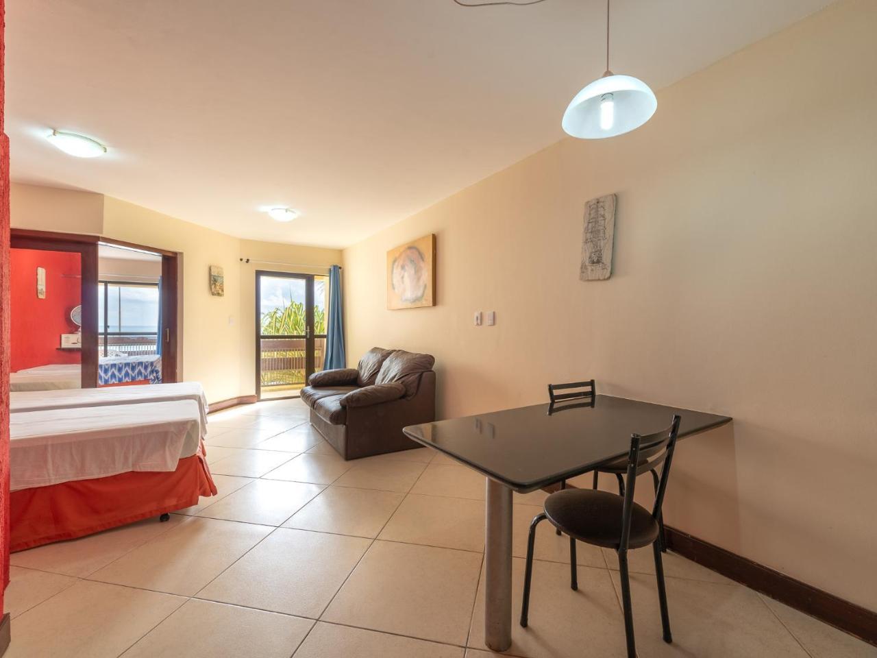 Hotel Happy Azul