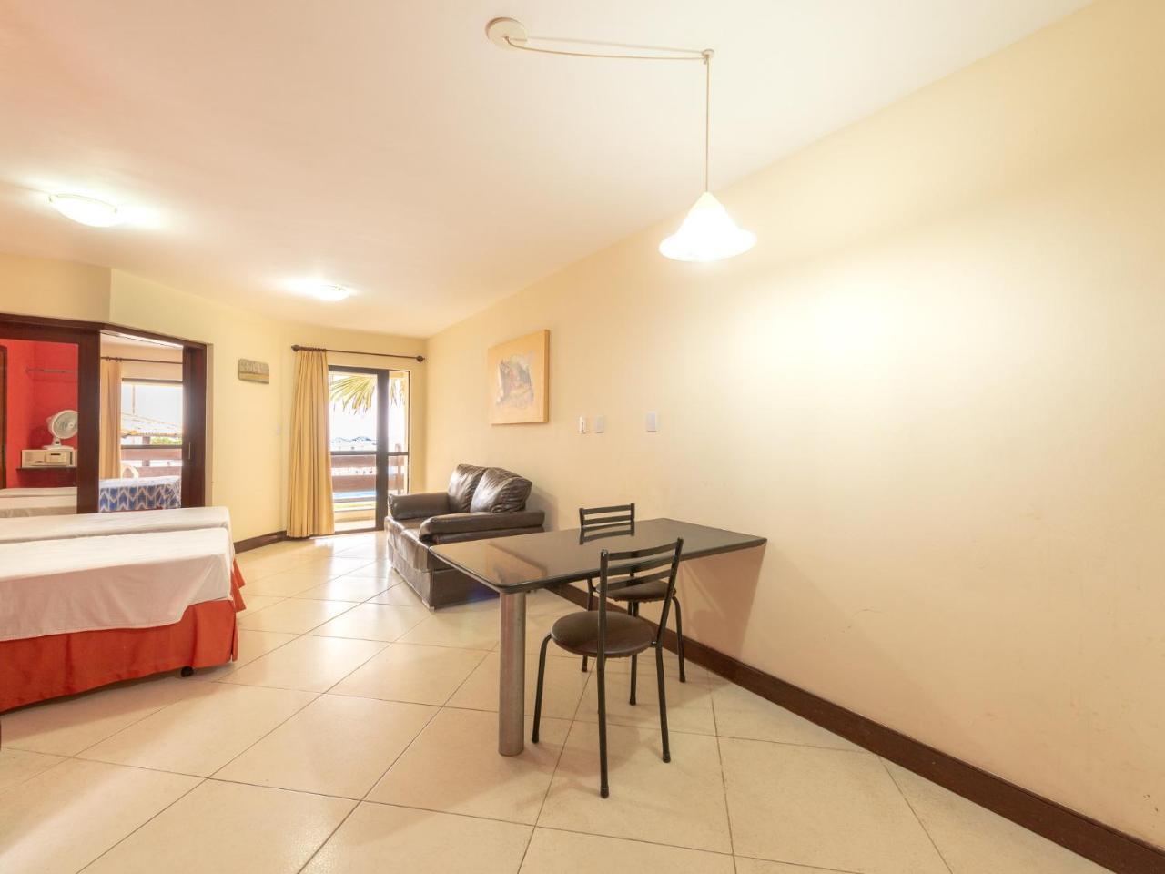 Hotel Happy Azul